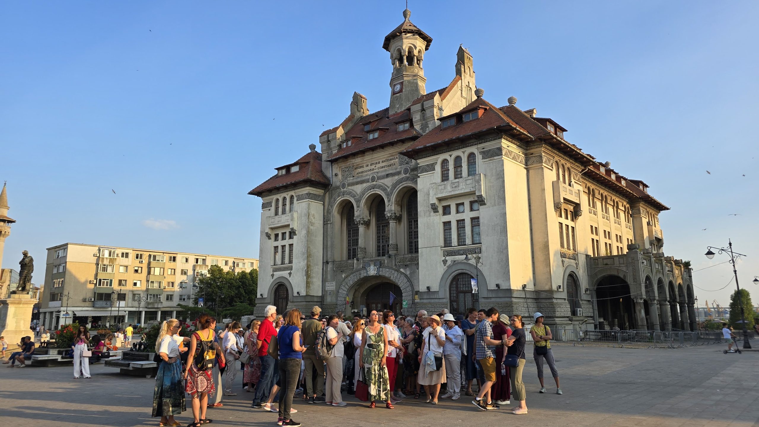 Tur cultural „Case celebre din Constanța Veche”
