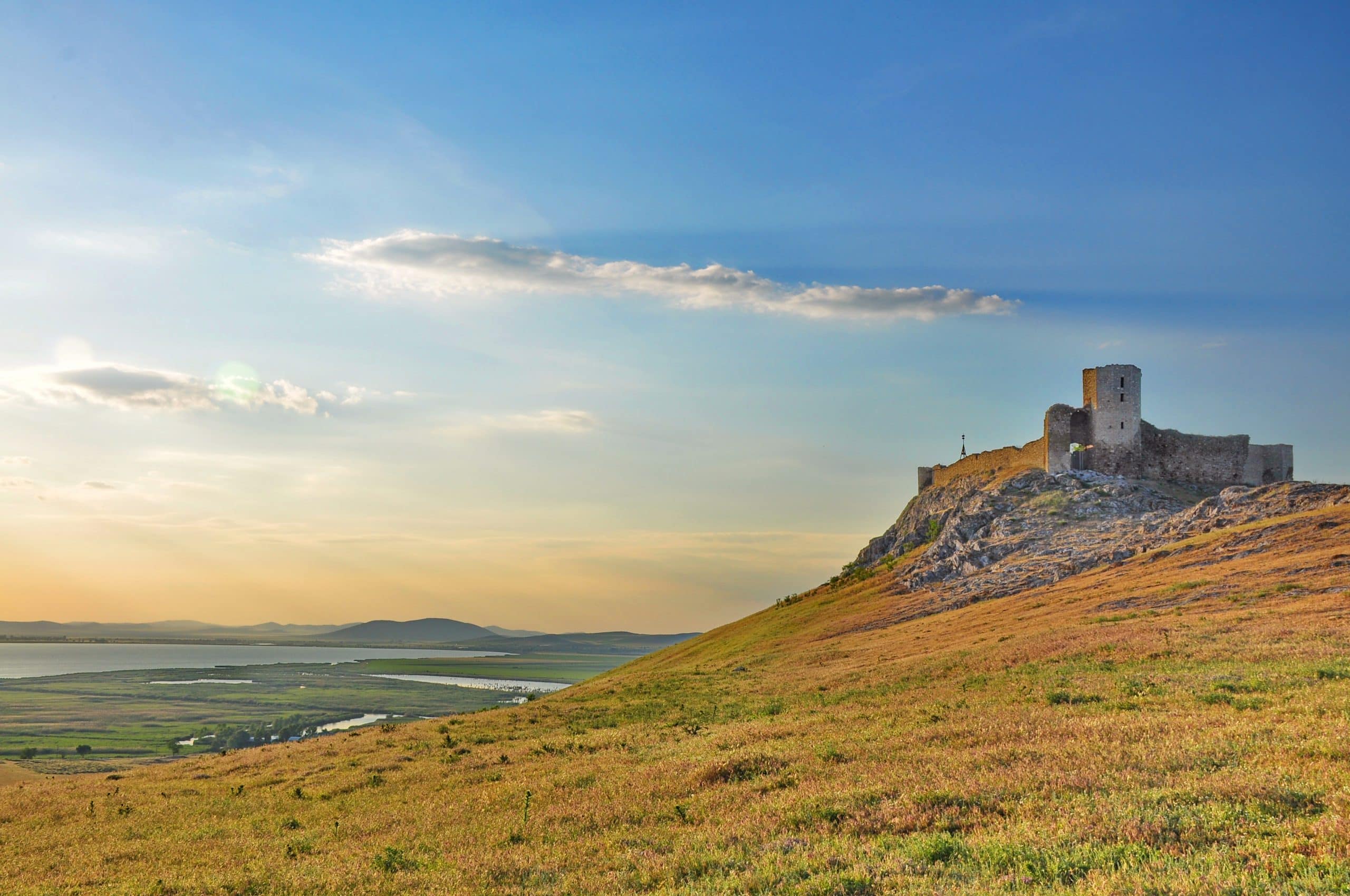 Cetatea Enisala la apus